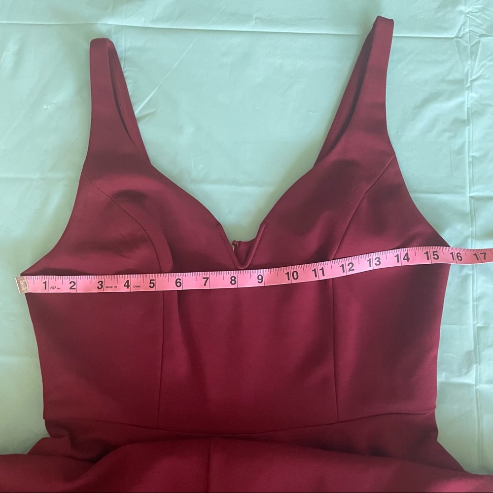 RED DRESS - Picture 6 of 13